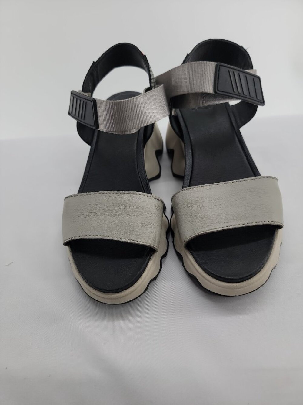 Sorel Kinetic Impact Sandals Womens 6.5 Chunky Platform Sport Beige Black - Picture 11 of 13